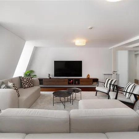 Prime Aparts - Chiado *